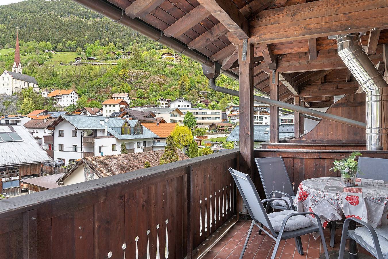 Geheel appartement, Appartement Azalea – Comfortabel verblijf in het centrum van Oetz, ontdek het Ötztal in Stubai Alps, Oetz