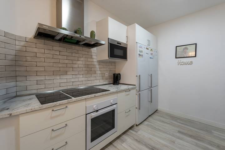 Apartamento vacacional entero, M Berlín: habitación con comodidad y zo in Centro (Madrid), Madrid
