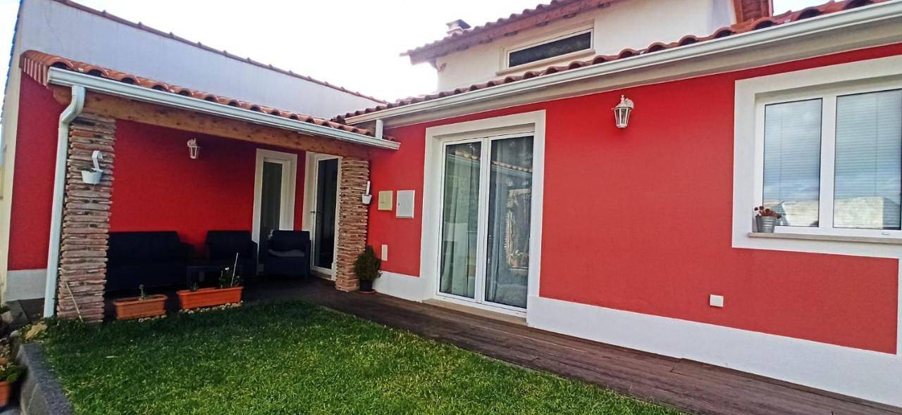 Two-Bedroom House in Nadadouro, Leiria District