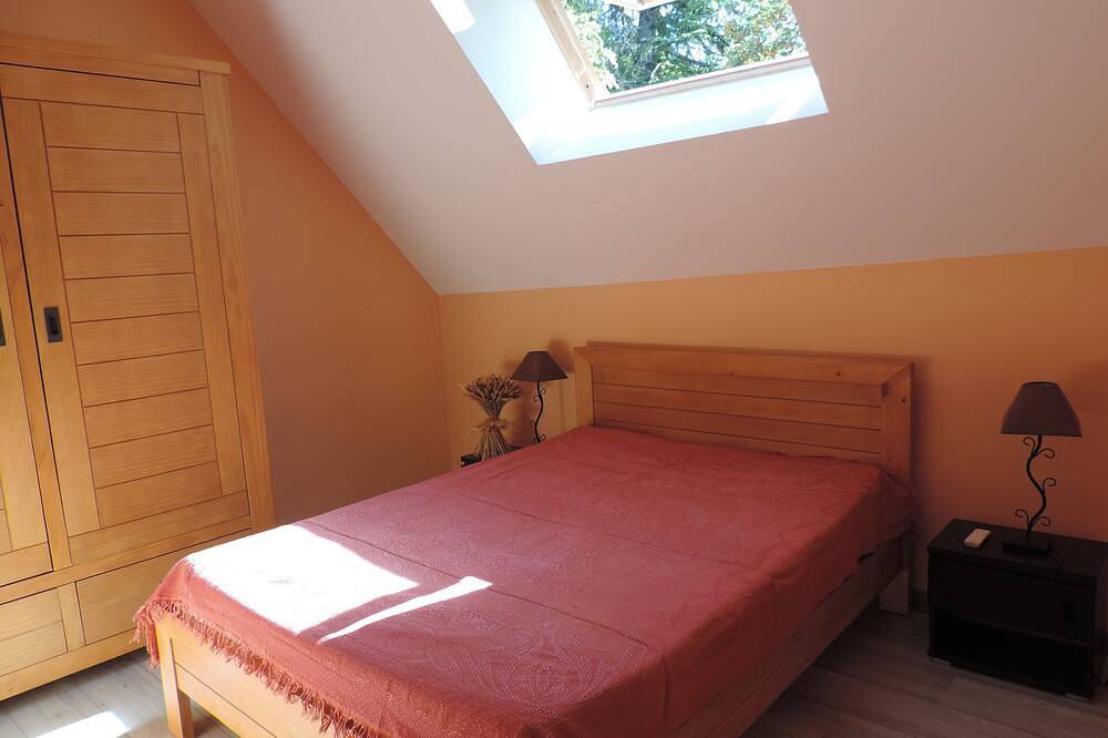 Typisches Périgordhaus für 12 bis 15 Personen mit privatem Pool in der Nähe von Périgueux in Eyliac, Périgord Blanc