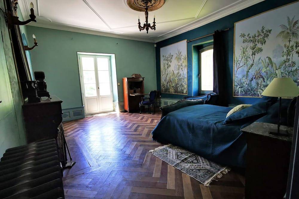 Maison de maître du Xviii et Xixème siècle au coeur du vignoble de Cahors in Puy-l'Évêque, Quercy
