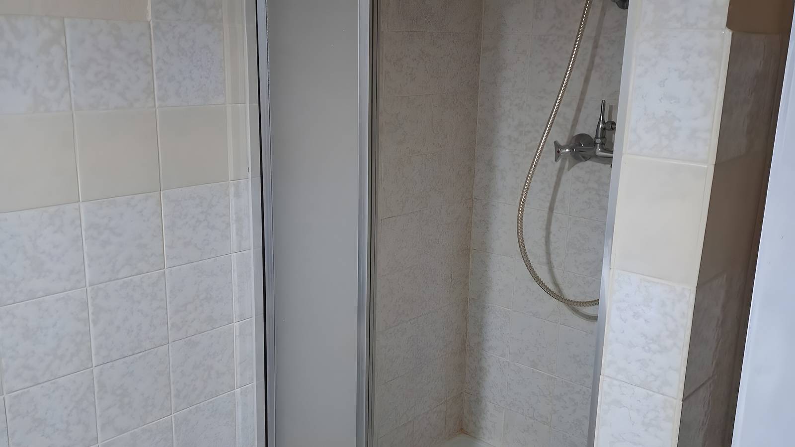 Woud, rotsen en meren – comfortabel appartement vlak bij het zwemmeer, foto 13