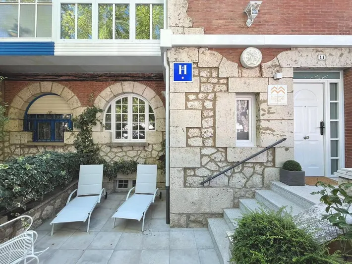 Apartamento de vacaciones para 2 personas, con jardín además de vistas y terraza - 1