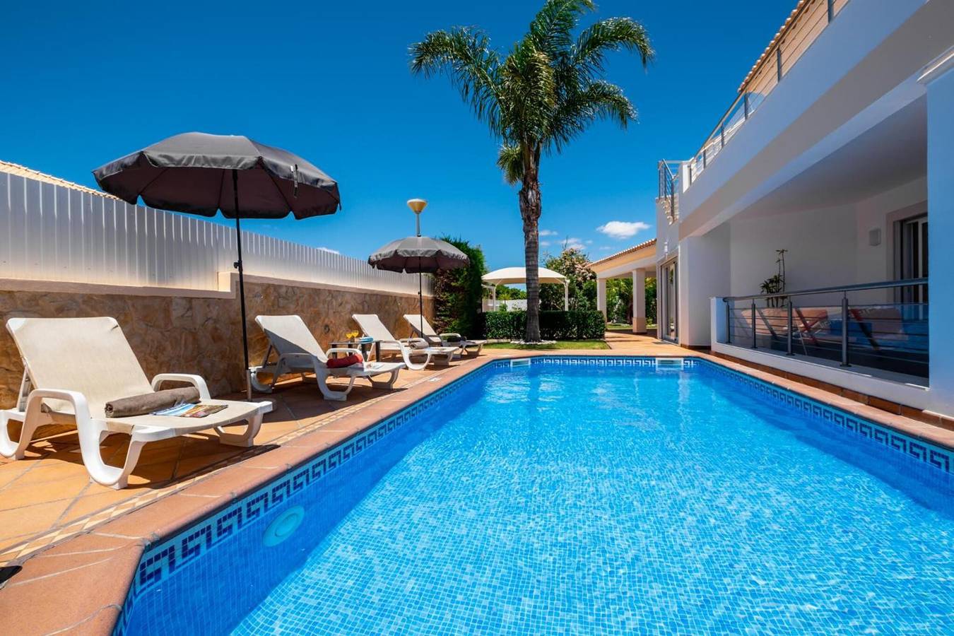 Villa Cadi mit Meerblick, Wlan und Klimaanlage in Albufeira, Faro Distrikt