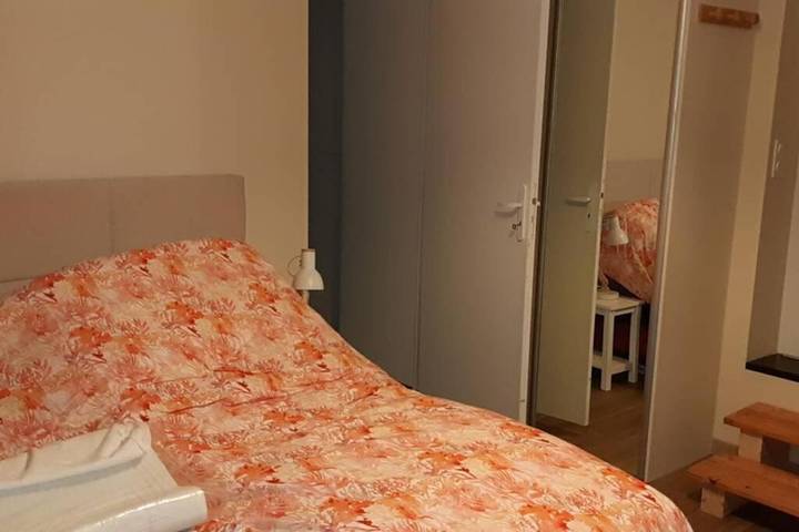 Gîte pour 2 personnes, avec vue et jardin ainsi que sauna et piscine à Saint-Junien - 3