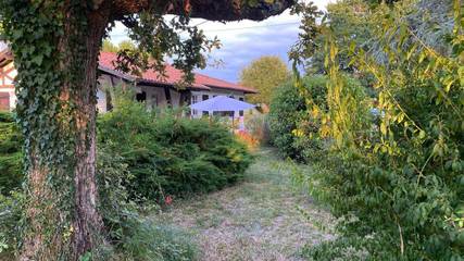 Gîte pour 8 personnes, avec jardin, animaux acceptés à Sainte-Eulalie-en-Born