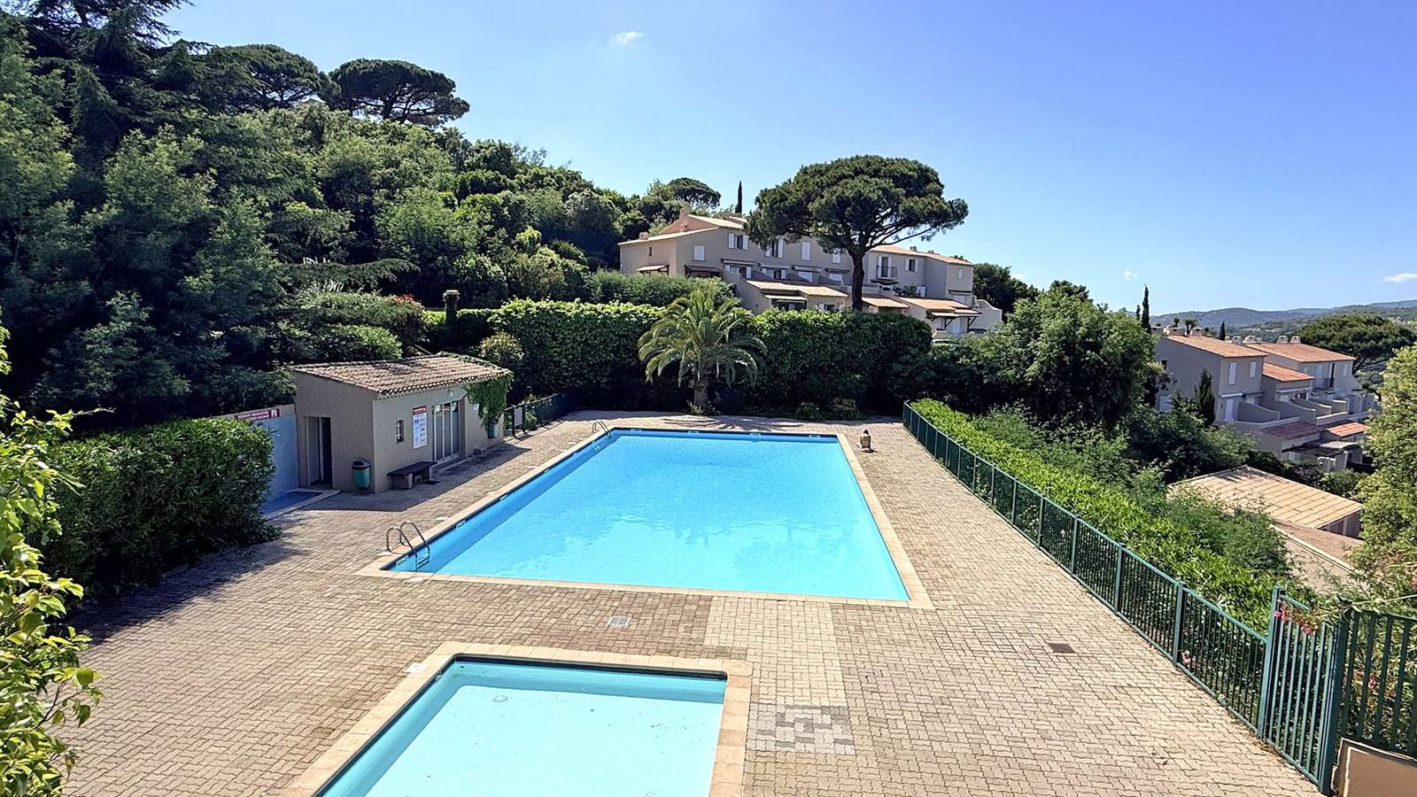 Entire holiday apartment, Apartment for 4 people – Air conditioning – Swimming pool and tennis residence – Wifi - Sainte Maxime – Rated 3* in Sainte-Maxime, Mediterranean Coast (France)