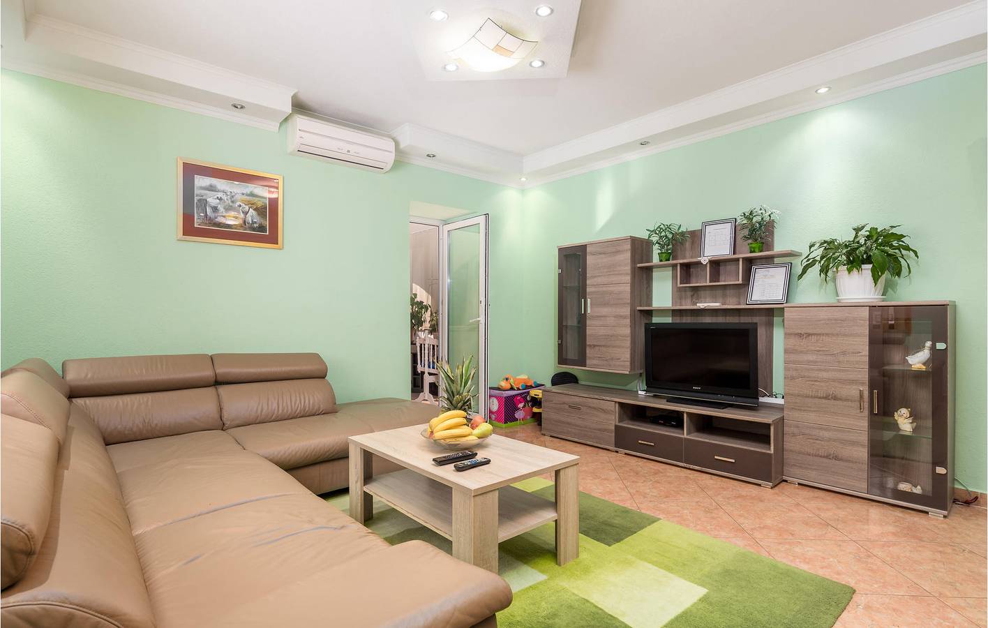 Ganze Ferienwohnung, Reizende 2-Zimmer-Wohnung mit Pool und Terrasse, 2,5 km vom Zentrum von Kras entfernt in Garica, Krk