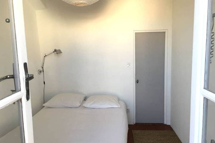 Gîte pour 6 personnes, avec jacuzzi et balcon, animaux acceptés dans Theatre Galli Sanary Sur Mer - 4