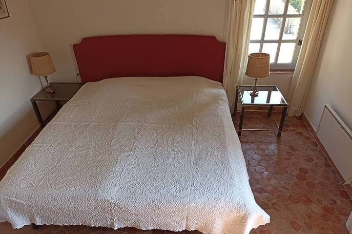 Authentic Mas in the middle of a magnificent property. Impressive view. in Cabris, Mittelmeerküste (Frankreich)