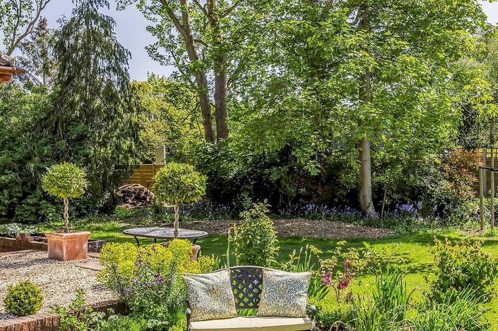 Holiday rental for 8 people, with garden in Bosham