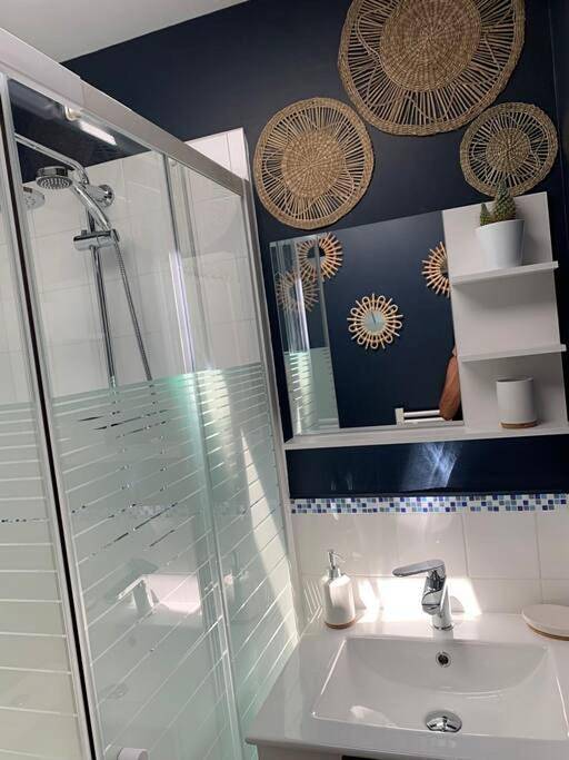 Location de vacances pour 4 personnes, avec piscine et jardin à Le Champ-Saint-Père - 4