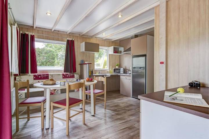 Location de vacances pour 4 personnes, avec jardin et piscine à Pierrefitte-sur-Sauldre - 3