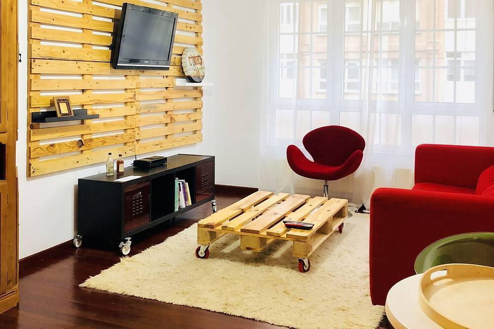 Apartamento entero, Homerez - Apartamento en Ribadeo, bien equipado in Ribadeo, Rías Altas