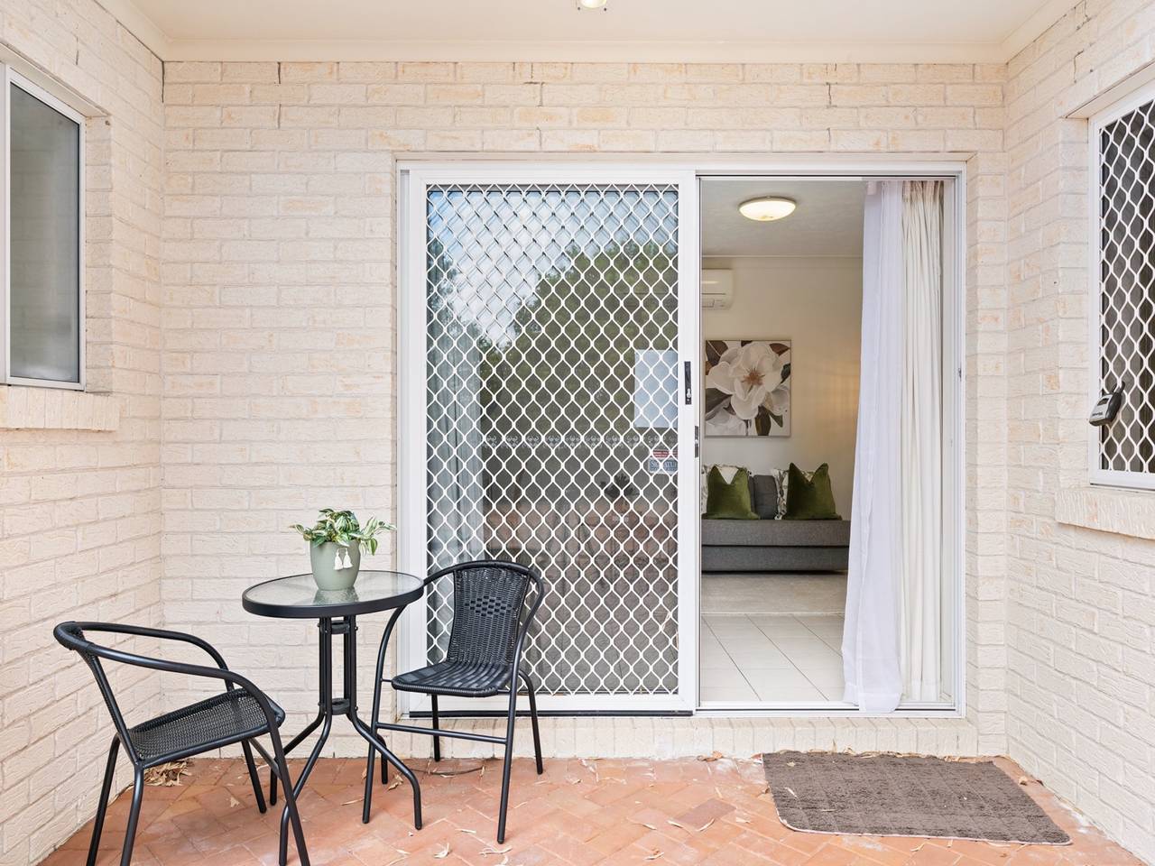 Apartamento entero, Elegante casa de 1 dormitorio con estacionamiento en Bridgeman Downs in Brisbane, Queensland