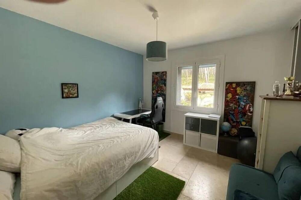 Magnifique Villa Familiale Tout Confort à 10 min D'aix-en-provence in Ventabren, Aix-en-Provence region