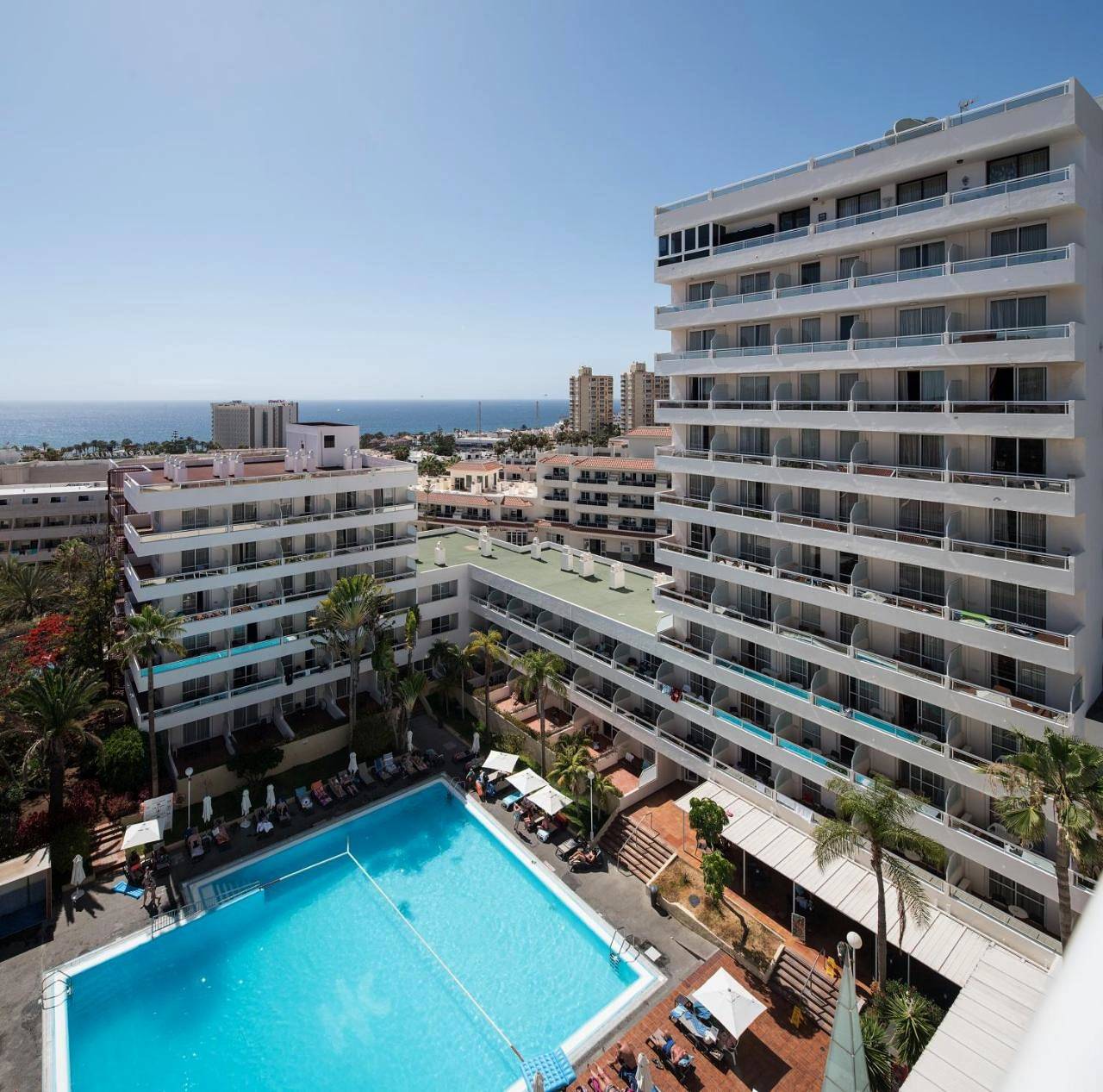 Hôtel pour 10 personnes avec terrasse in Playa de las Américas, Arona