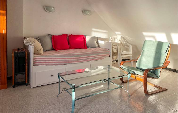 Ganze Ferienwohnung, 100qm Strandwohnung mit Pool und Terrasse in La Manga del Mar Menor, Cartagena