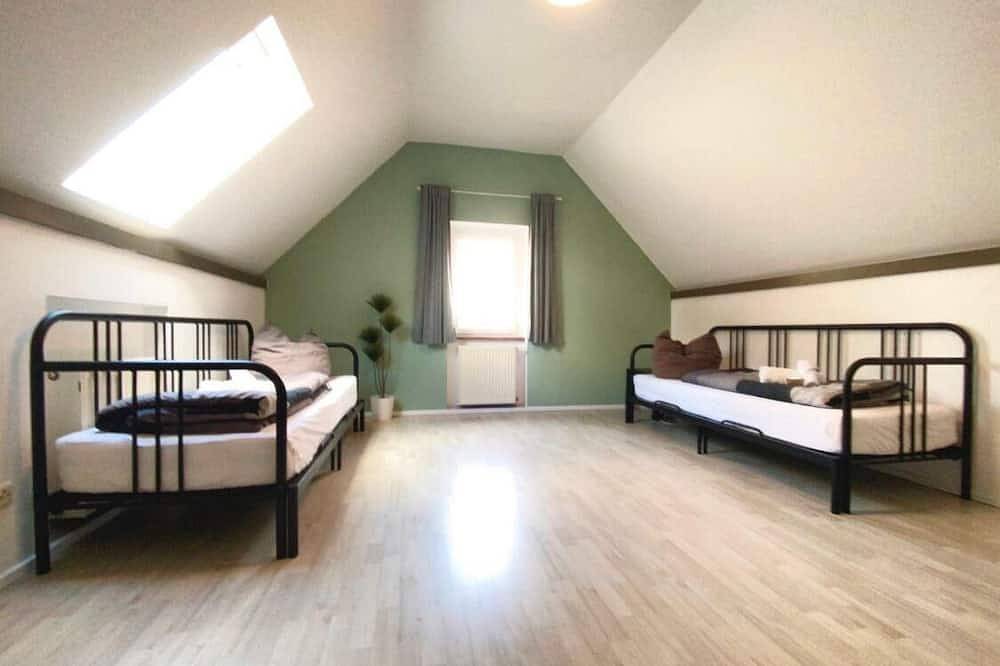 Ganze Wohnung, Ruhige Ferienwohnung auf Pferdehof in Dreetz, Westhavelland