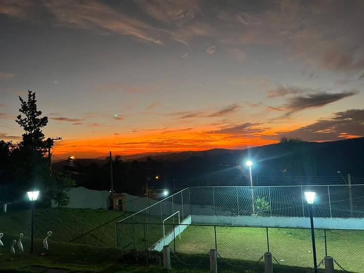 Casas e apartamentos de temporada para 32 pessoas, com piscina e vista e ainda terraço, com animais de estimação em Terra preta