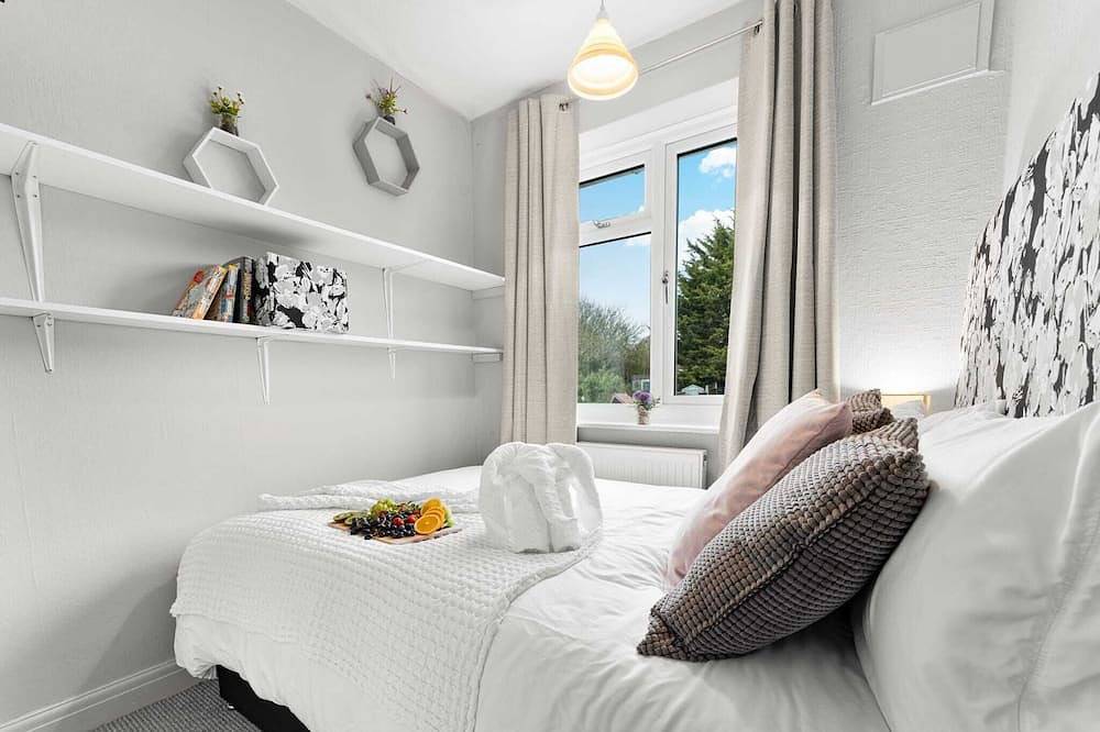 Sleeps 6I Free parkingi Fast Wifi. Close to University, Hospital in Colchester in Colchester, Essex