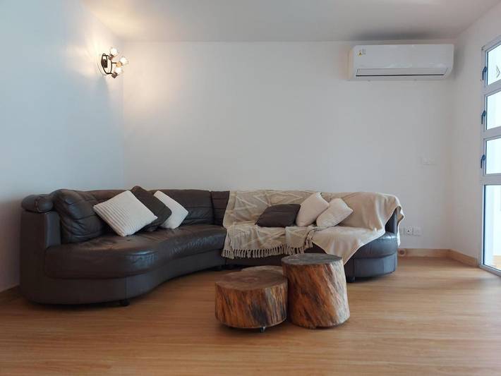 Gîte pour 6 personnes, avec terrasse dans Pirae - 4