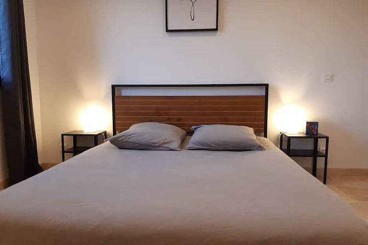 Location de vacances pour 2 personnes, avec terrasse et jacuzzi à Crestet - 2