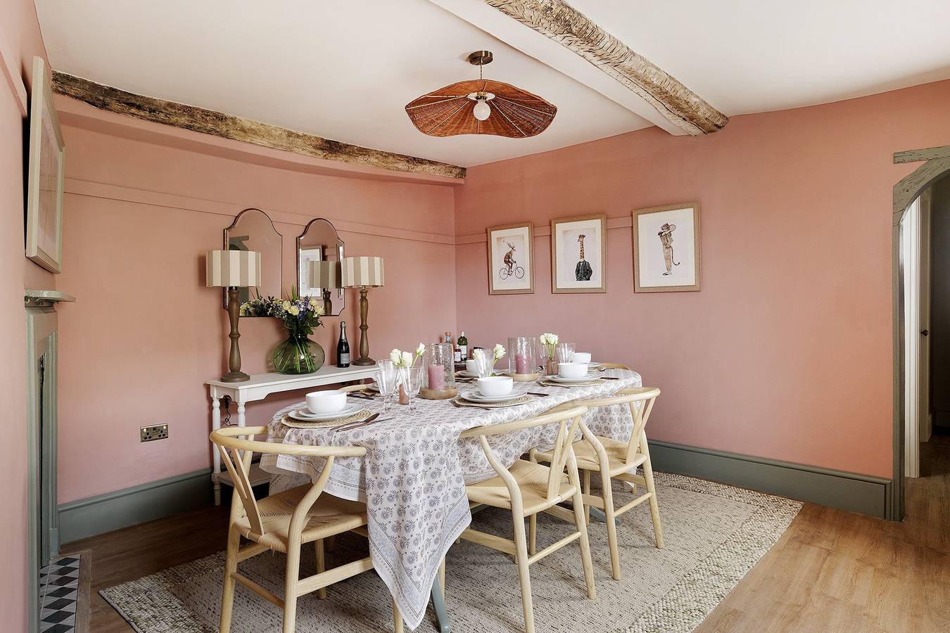 Entire apartment, The Barley Apartment at Cowley House in Cirencester, Gloucestershire