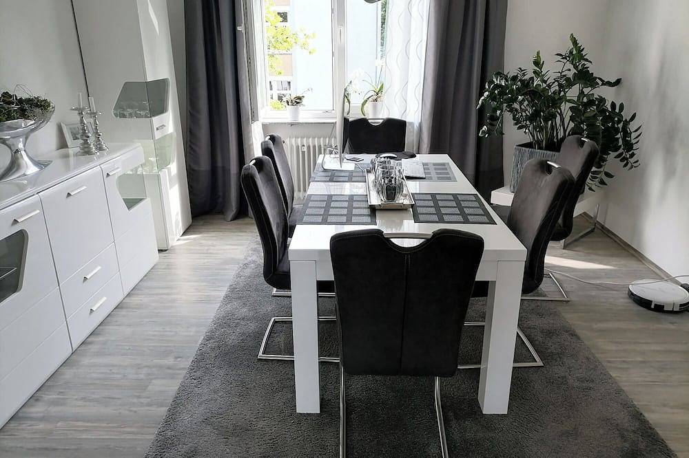 Ganze Wohnung, Luxus Ferienwohnung \"Christine\"100 Qm Innenstadtnah Ruhige Lage Wlan Kaminofen in Stadtmitte, Zweibrücken