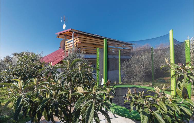 Ferienhaus für 8 Personen, mit Pool und Terrasse - 1