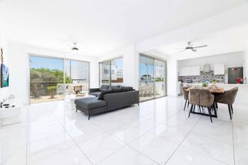 Villa voor 6 Personen in Ayia Napa, Zuid Cyprus, Afbeelding 3