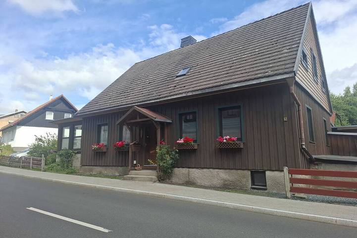 Holiday home for 8 people, with garden - 1