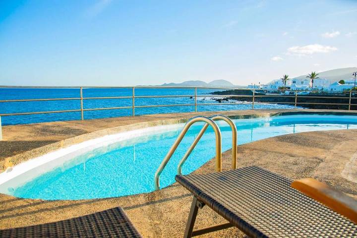 Casa rural para 6 personas, con piscina y jardín en Haría - 4