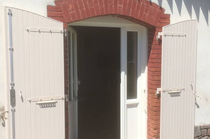 Gîte pour 4 personnes, avec jardin et terrasse à Le Tablier