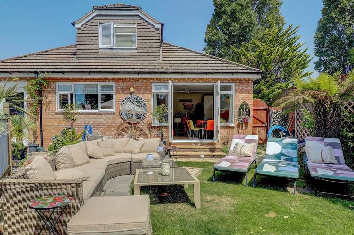 Casa rural para 6 personas, con jardín - 1