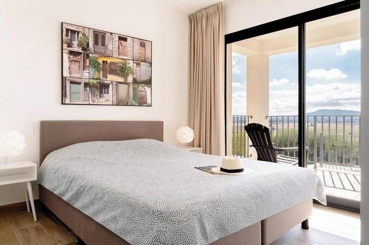 Location de vacances pour 8 personnes, avec jacuzzi ainsi que terrasse et jardin à Azille - 4