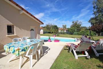 Holiday Letting for 4 People in Limoges, Limoges region, Photo 2