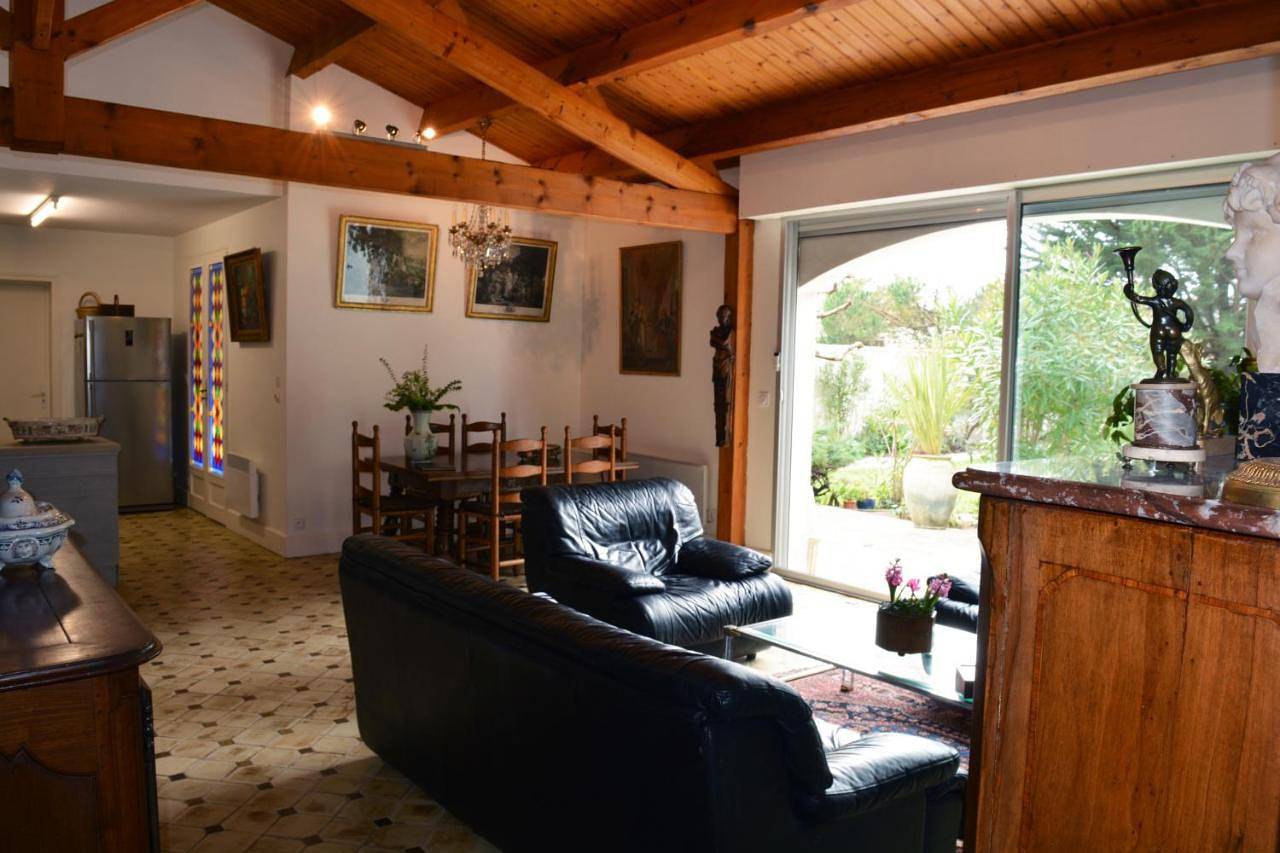 Ravissante Villa en bord de plage aux Grenettes in Sainte-Marie-de-Ré, Île de Ré