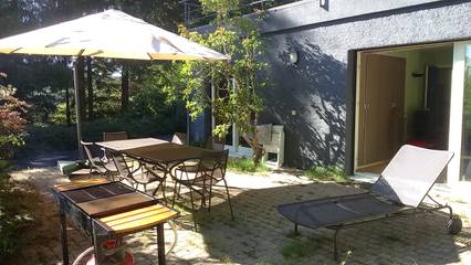 Gîte pour 6 personnes, avec terrasse et jardin à Aydat