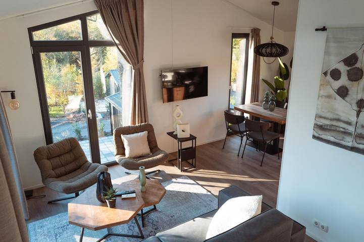 Ferienhaus für 6 Personen, mit Balkon/Terrasse und Terrasse sowie Garten im Sauerland - 3