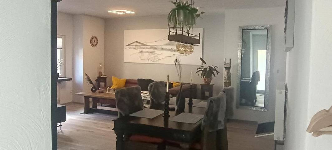 Ferienwohnung für 3 Personen, mit Balkon in Rees