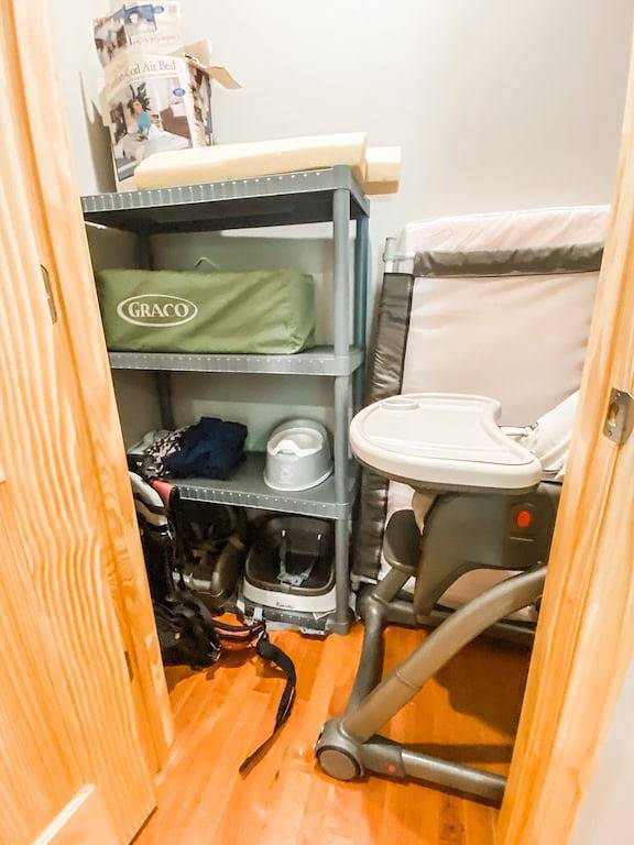 Log cabin for 13 people, with yard in Fayetteville (WV)