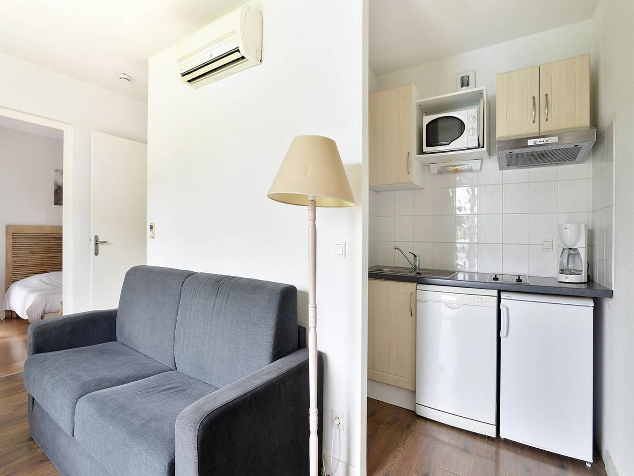 Apartamento entero, Alojamiento costero en La Rochelle para 4 personas in Lagord, Región de La Rochelle