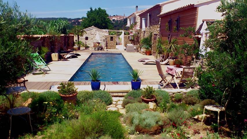 Gîte pour 4 personnes, avec piscine et jardin en Provence-Alpes-Côte d'Azur - 2
