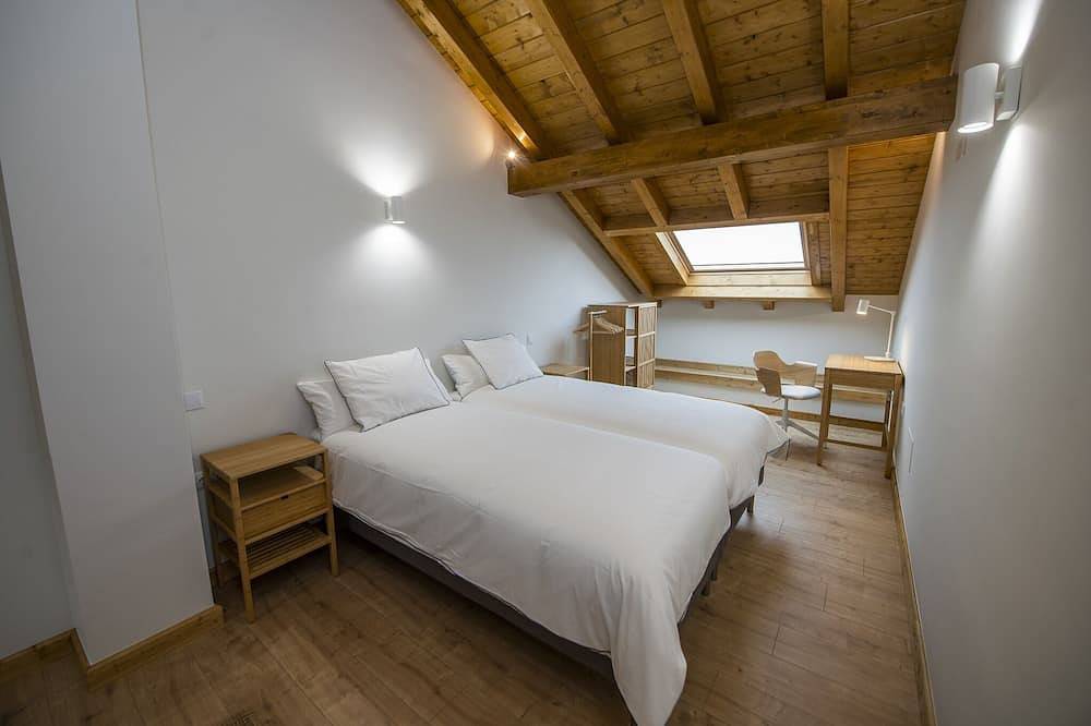 Ganze Wohnung, Duplex-Standard-Ensuite mit Dusche-Bergblick in Cillorigo de Liébana, Cordillera Cantábrica