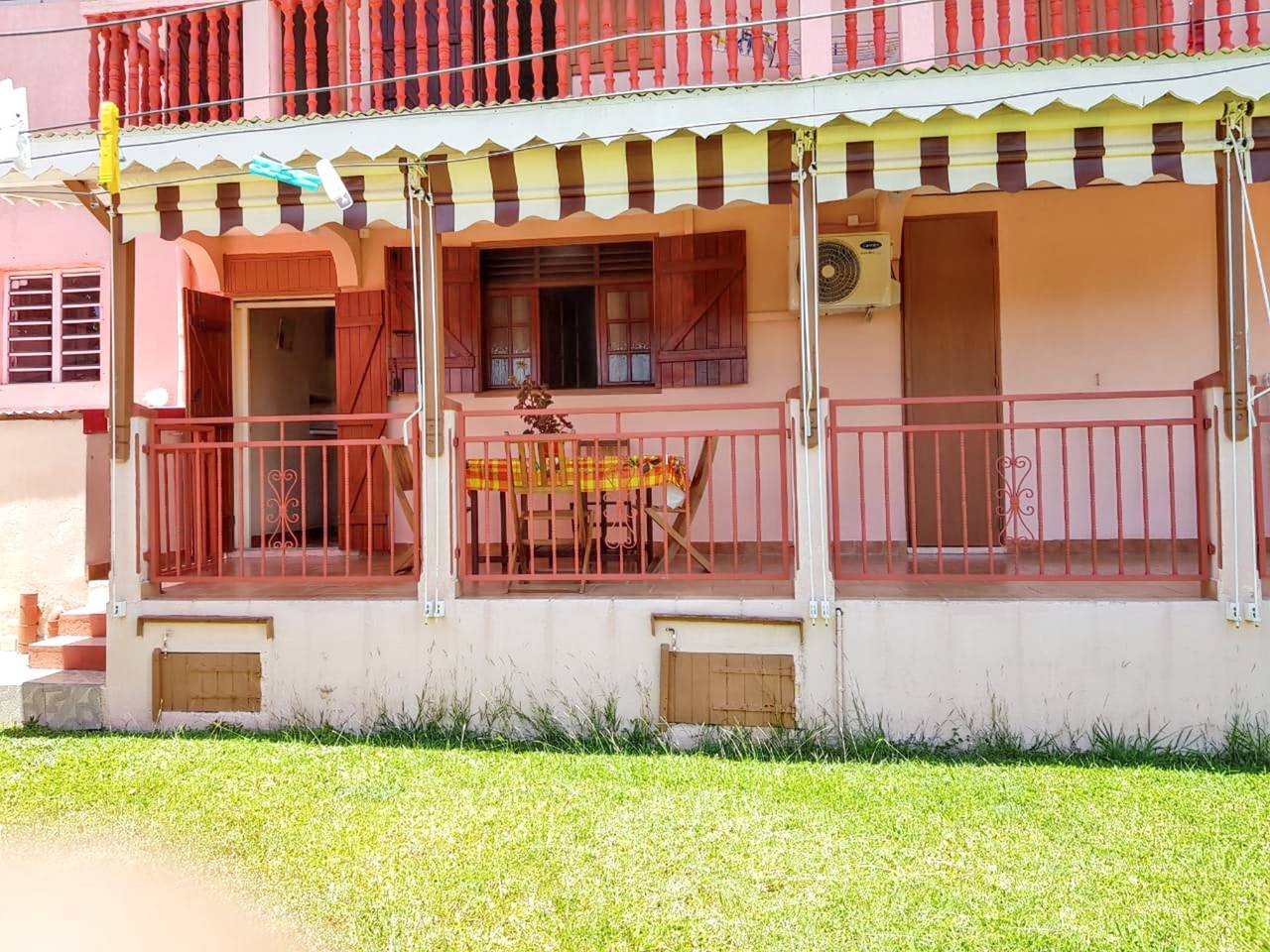 Ganze Wohnung, Gemütliche Wohnung in Mare Gailard, 93 m², privater Garten in Le Gosier, Guadeloupe