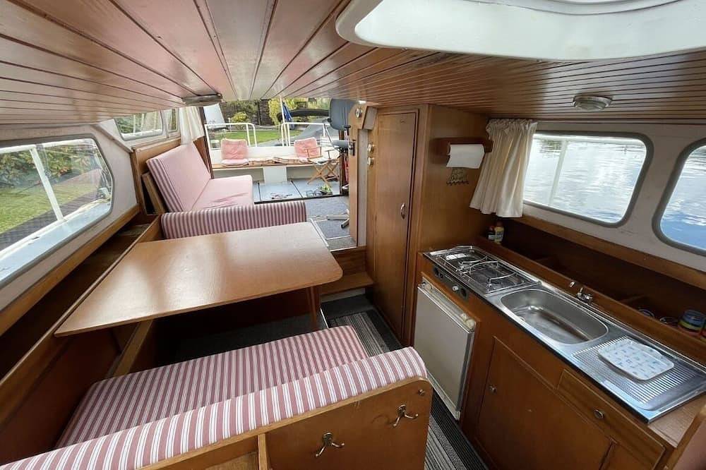 Sweet Motoryacht Bremen in Bremen - West, Bremen