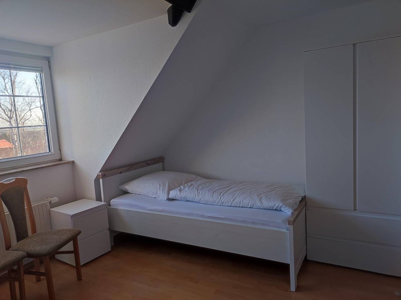 Apartamento entero, Apartamento 'Ferienwohnung Landliebe' con piscina compartida, terraza compartida y Wi-Fi in Klipphausen, Meissen Region