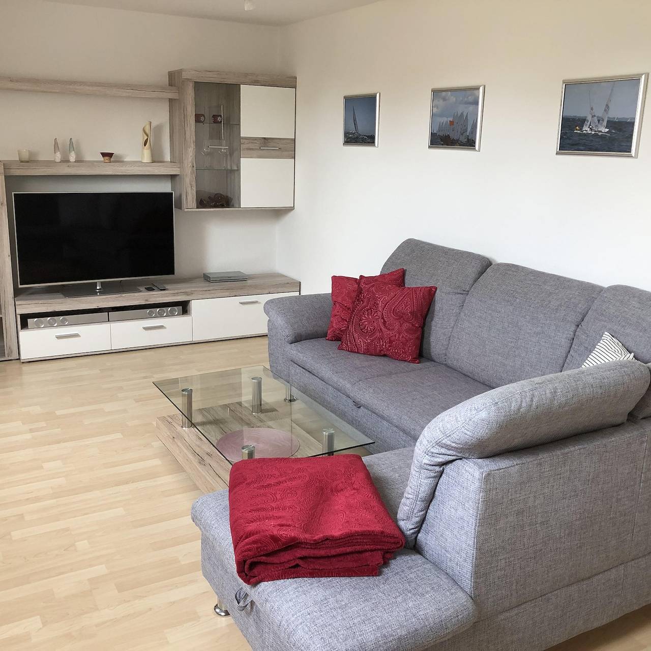 Ganze Ferienwohnung, Appartement/Fewo, Dusche, Wc in Kieler Förde, Strande