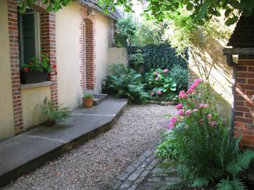 Gîte pour 2 personnes, avec jardin, animaux acceptés en Bourgogne-Franche-Comté